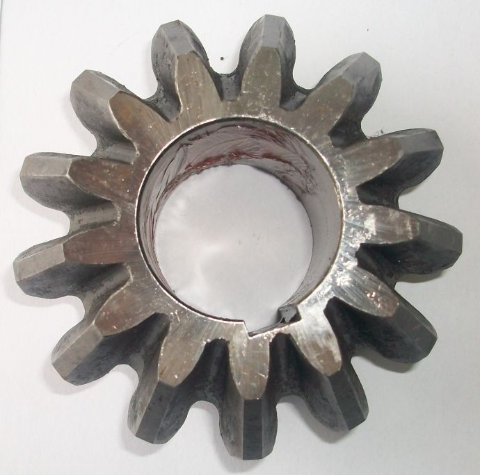 Pinion 001922 pentru heder Geringhoff