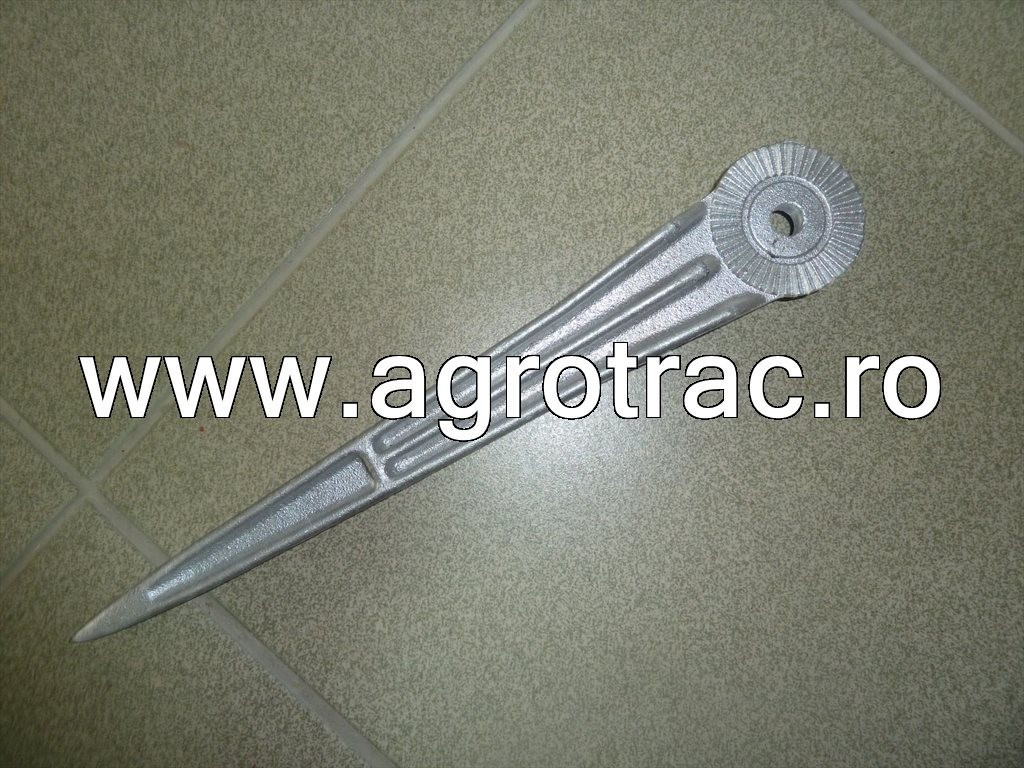 Dinte / furca 80624380 pentru New Holland