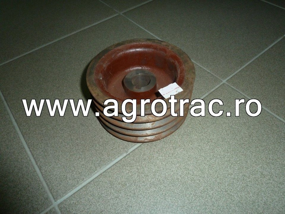 Fulie mica 4 curele pentru cositoare poloneza