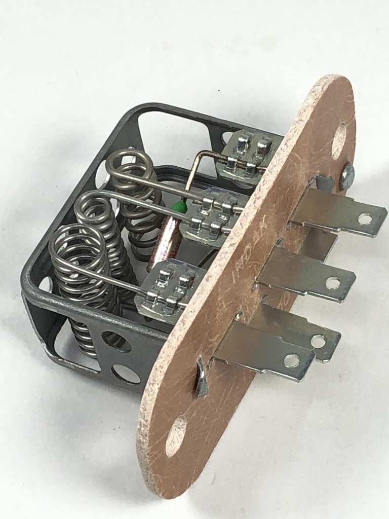 Rezistenta temperatura AC SJ31007 pentru John Deere