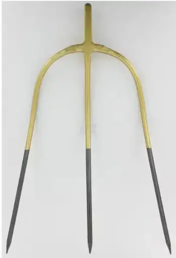 [12658] FURCA 3 DINTI FARA COADA 2554KR 